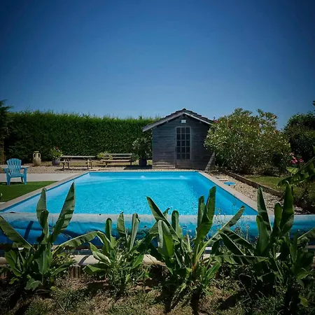 à La Ferme Avec Spa, Le Poutou Casa de Férias *