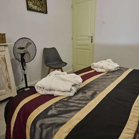 Casa de Férias à La Ferme Avec Spa, Le Poutou