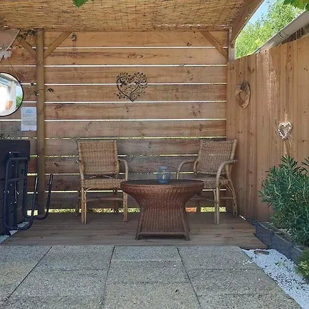 Casa de Férias à La Ferme Avec Spa, Le Poutou Maupas
